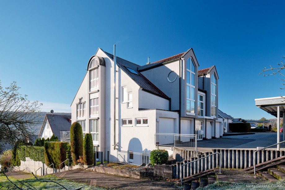 Geb�udeansicht Dachgeschosswohnung Pl�derhausen