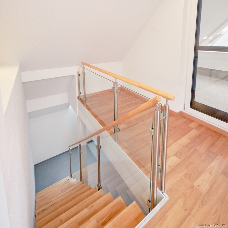 Treppenaufgang Maisonettewohnung Stammheim