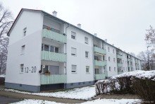 Hausansicht Legen Sie ihren Grundstein zum Wohneigentum