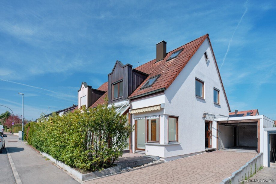 Geb�udeansicht Doppelhaush�lfte Schorndorf