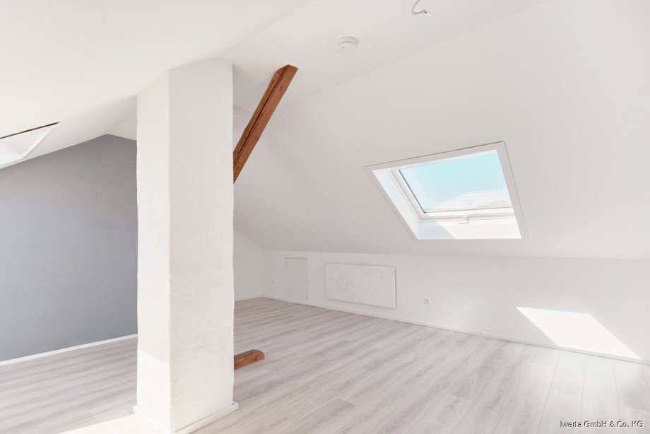 Dachgeschoss Reihenhaus Pl�derhausen