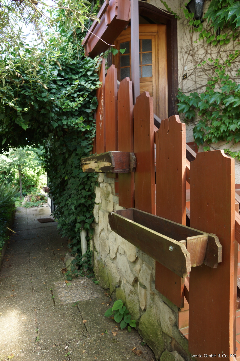 Durchgang zum Garten Einfamilienhaus Schorndorf