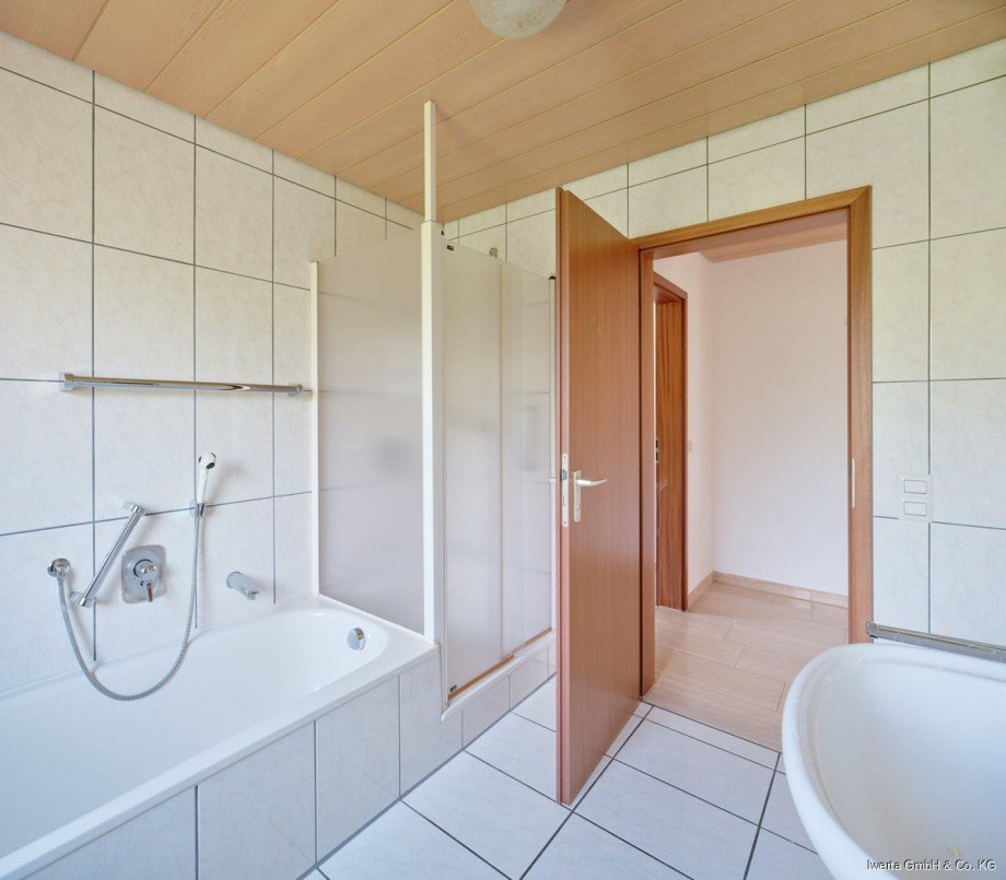 Badezimmer EG Zweifamilienhaus Remshalden