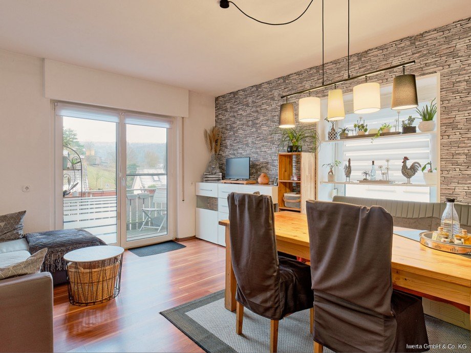 Wohn- Esszimmer OG Zweifamilienhaus Pl�derhausen