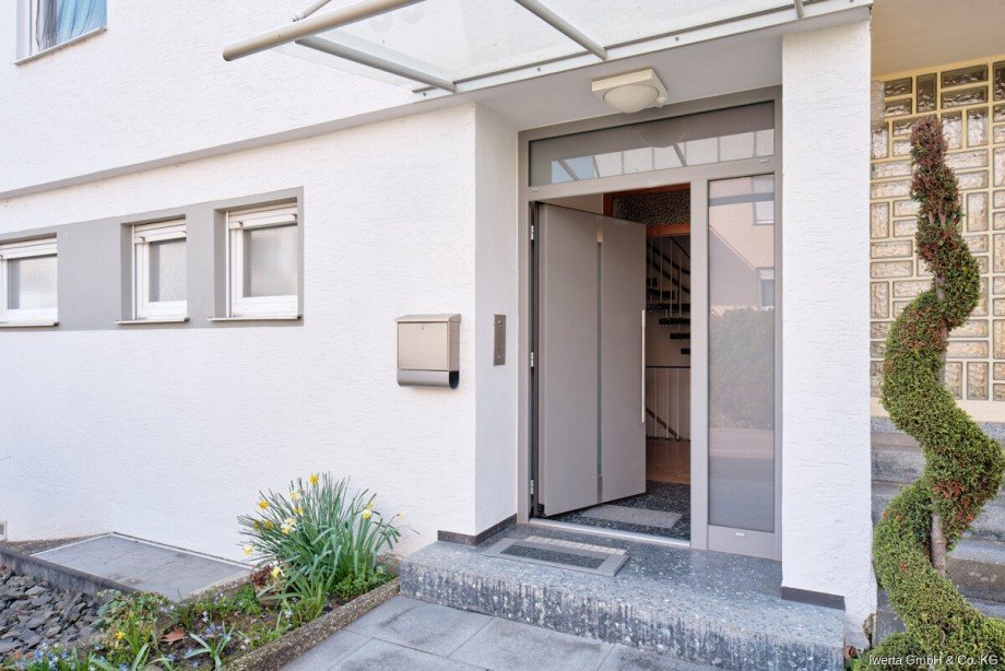 Eingangsbereich Doppelhaush�lfte Stuttgart