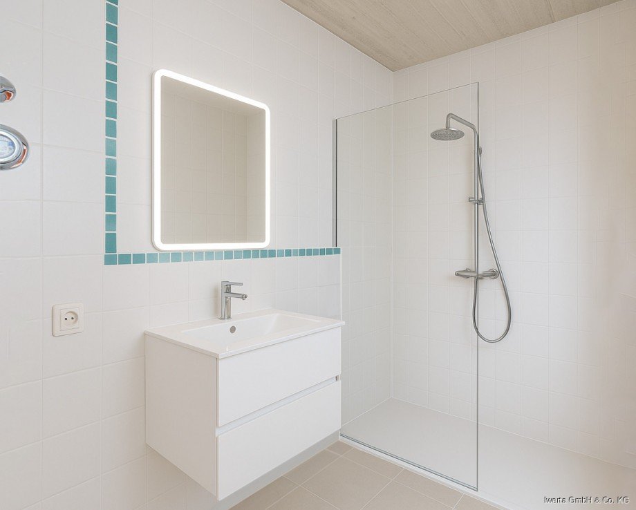 Unverb. Visualisierung: So k�nnte Ihr Badezimmer aussehen Etagenwohnung Heubach