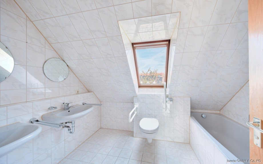 Badezimmer Doppelhaush�lfte Schorndorf