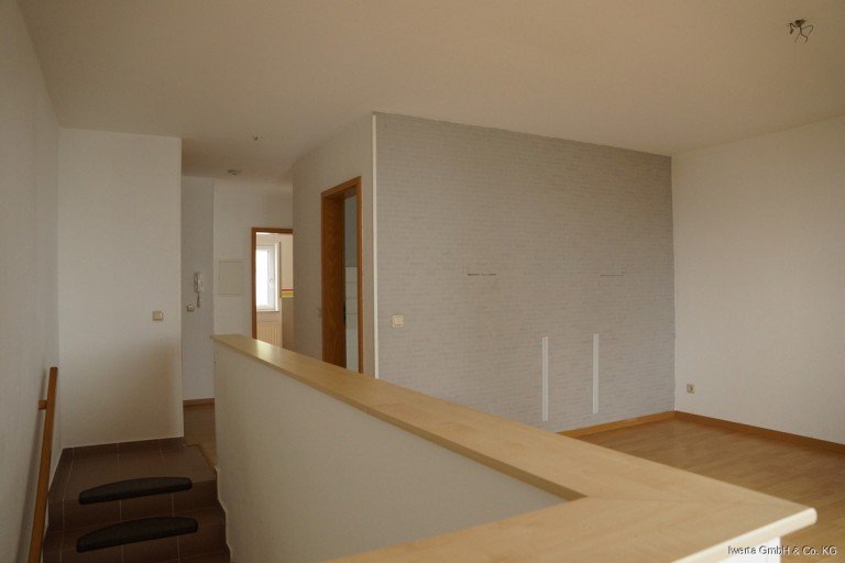 Wohnzimmer Alzey / Weinheim Maisonettewohnung Sie suchen ein Heim f�r sich und Ihre Familie? Hier ist es!