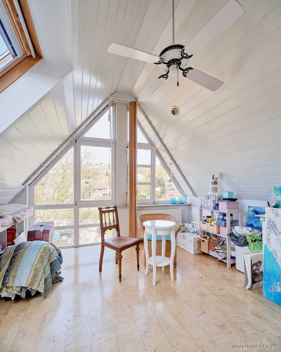 Atelier/Schlafzimmer Dachgeschosswohnung Lorch