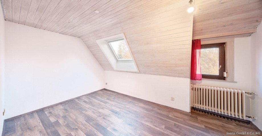 Kinderzimmer DG Doppelhaush�lfte Berglen / Rettersburg